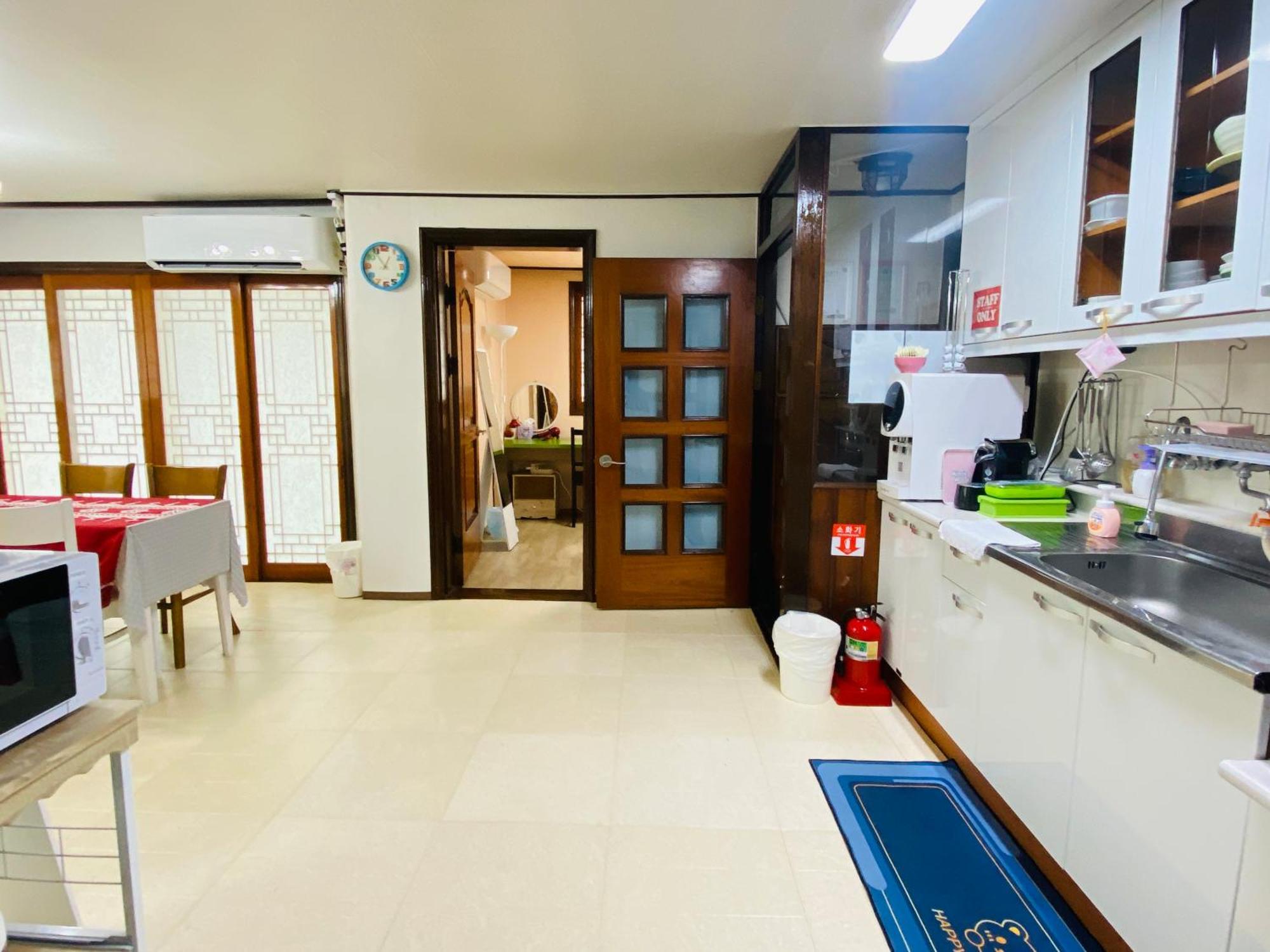 Aroha House For Foreign Guests Only * Séoul